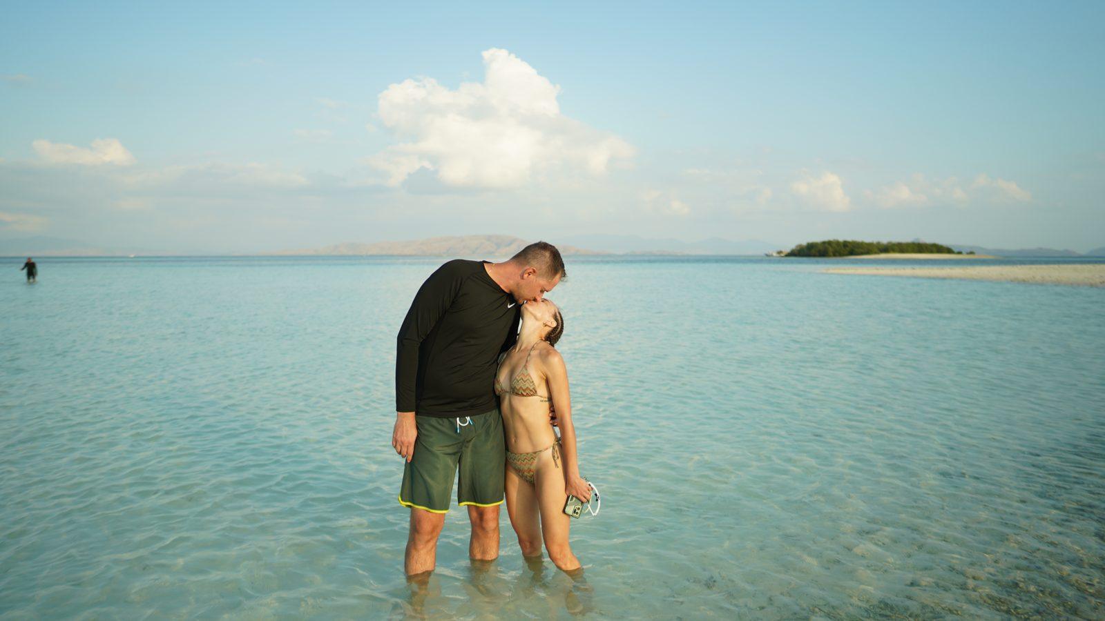 Taka Makassar – couple in shallows, sandbar, islet (Real photo from a KEXI trip)
